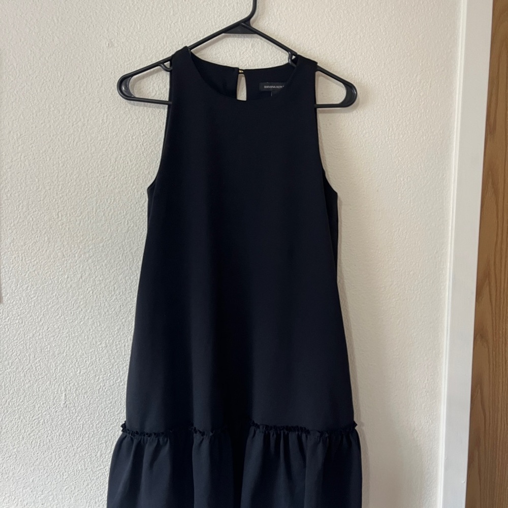 Banana Republic Black Sleeveless Dress, size 2